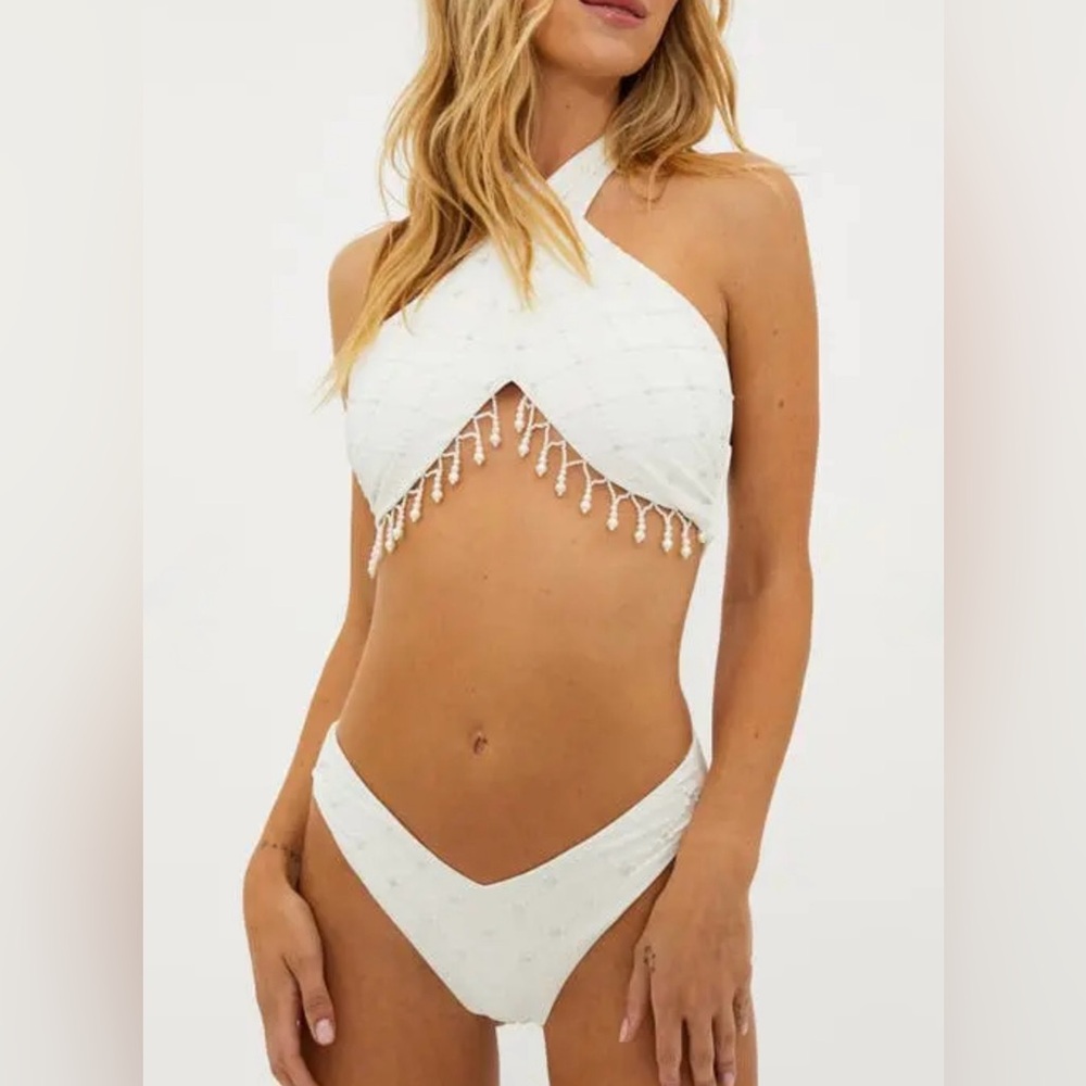 BEACH RIOT Jessica Pearl Halter Bikini Top • Size M • White/Cream • NWOT PRISTIN